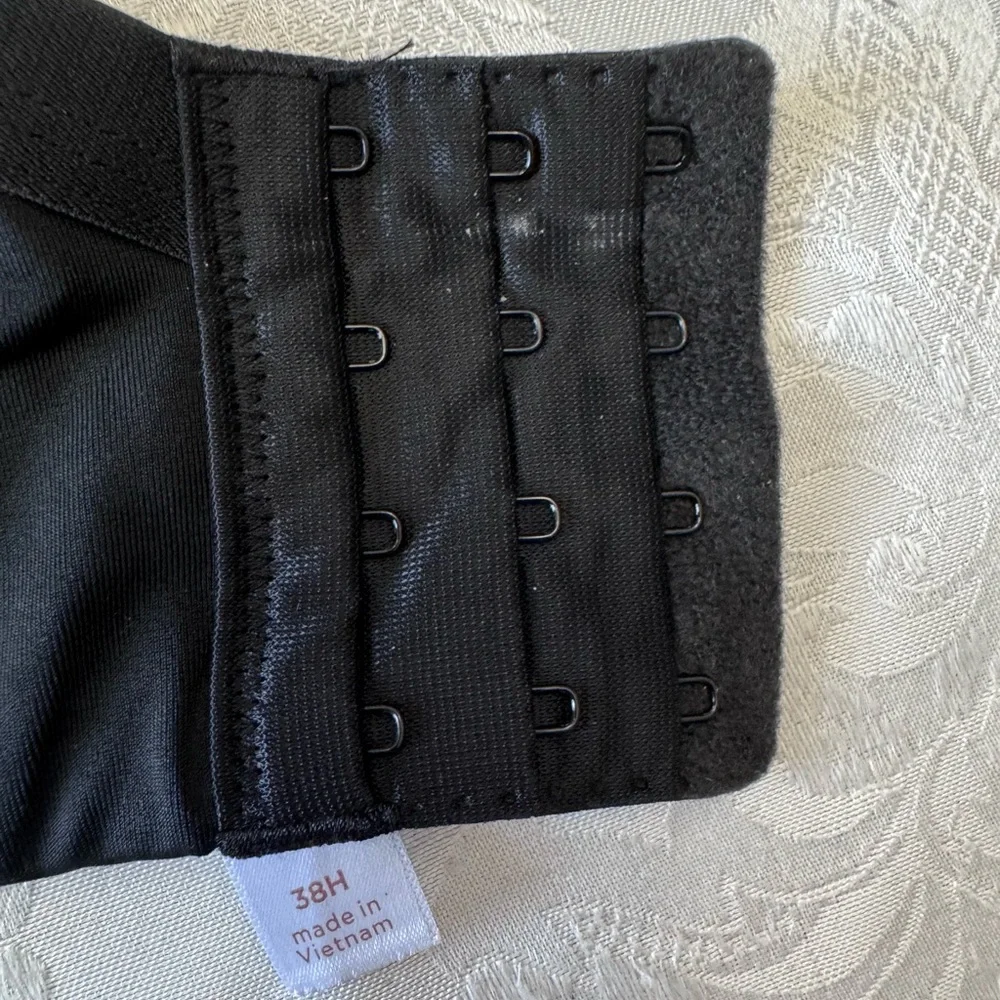 Cacique Bra Unlined‎ Balconstts Size 38H Black Underwire Lingerie Sexy